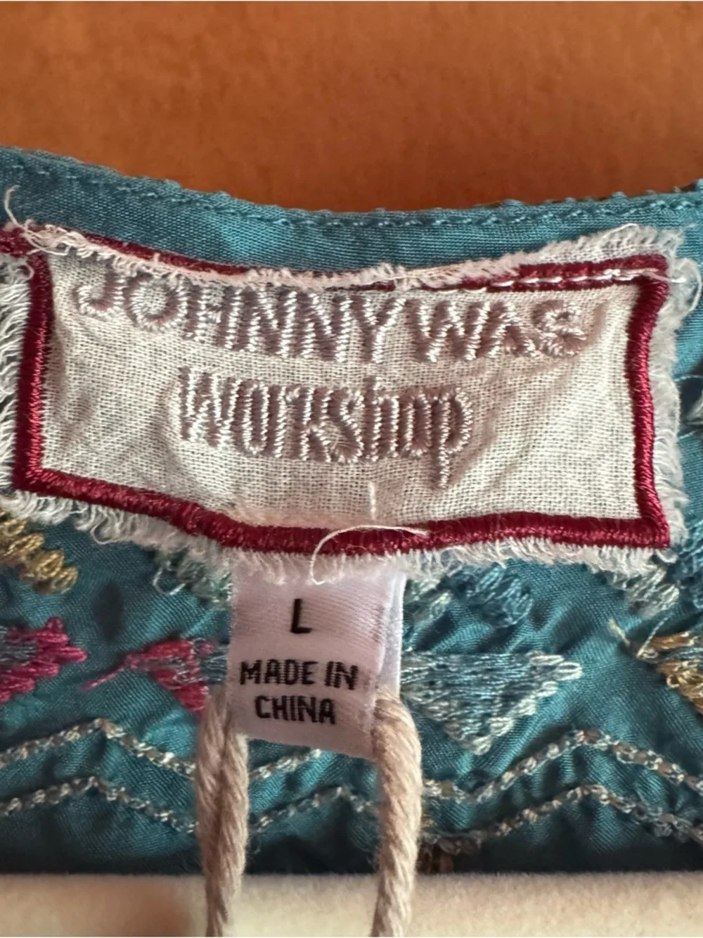 Johnny Was Taryn Flowy Tassel Blouse Silk Embroidered NWT Size L - Picture 7 of 12